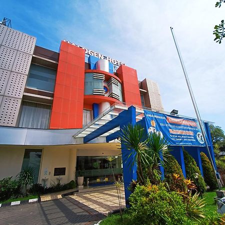 Halogen Hotel Airport Surabaya Sidoarjo Esterno foto