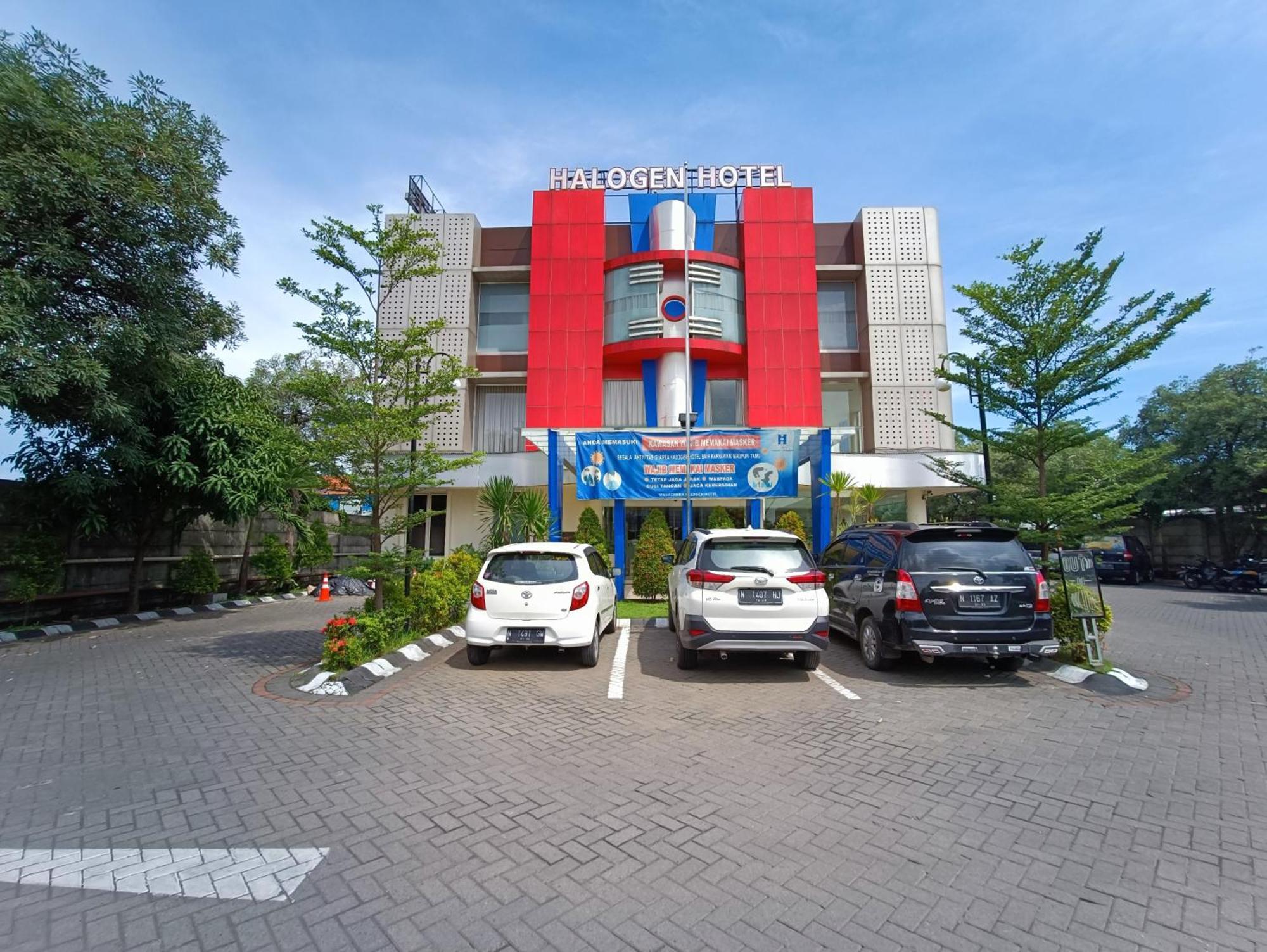 Halogen Hotel Airport Surabaya Sidoarjo Esterno foto